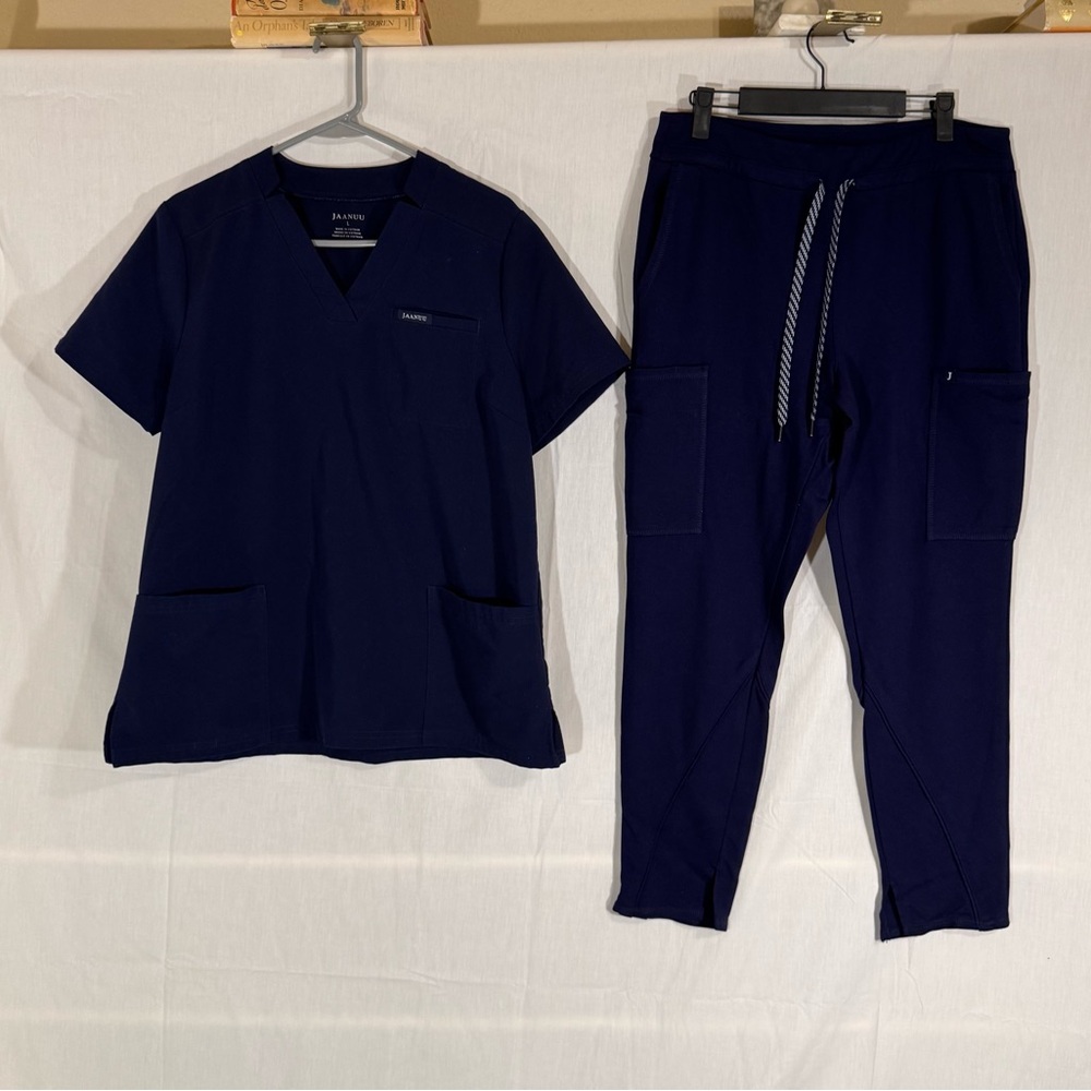 Jaanuu Navy Blue Women's Scrubs Set
